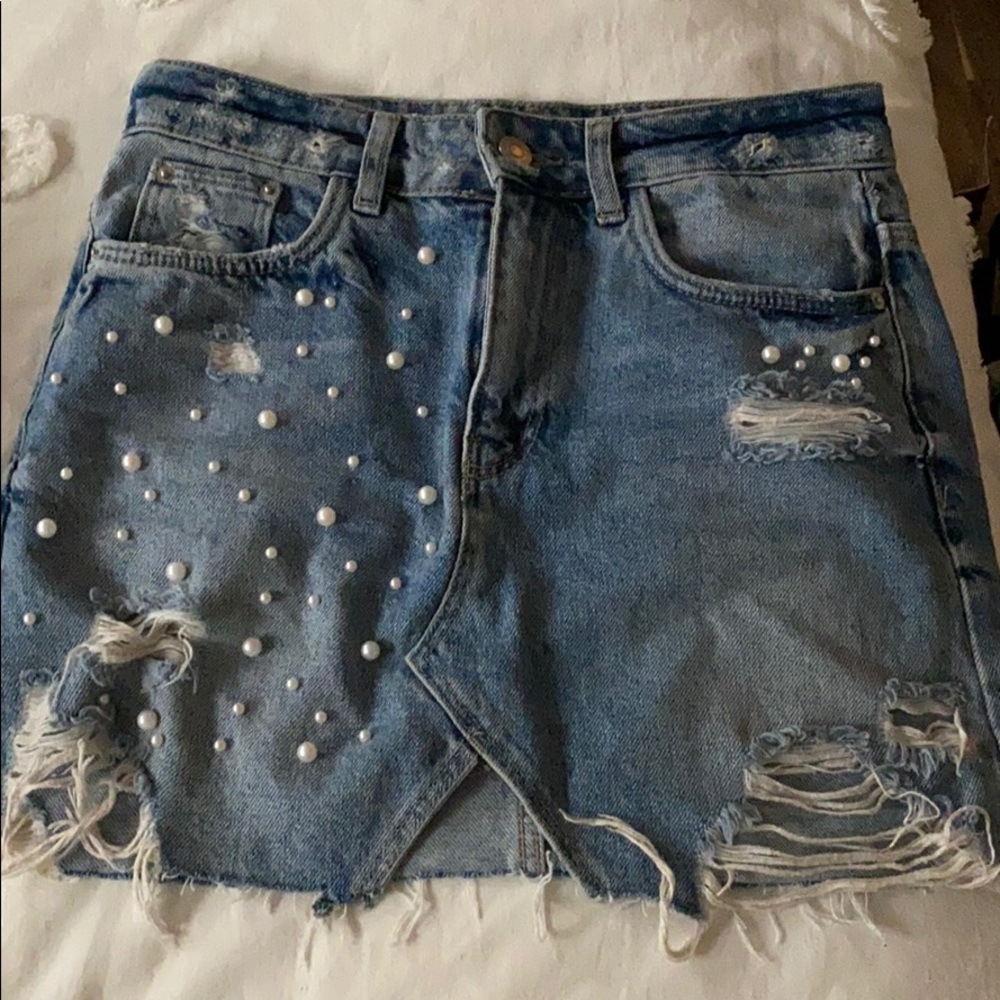 Zara distressed mini skirt - Picture 1 of 4
